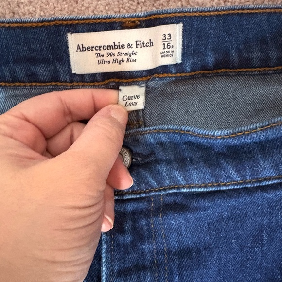 Abercrombie & Fitch 90’s Straight Leg Ultra High Rise Blue Jean Curve Love - Picture 4 of 5